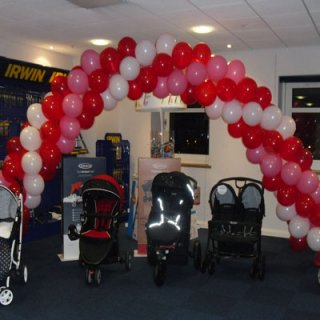 spiral balloon arch 